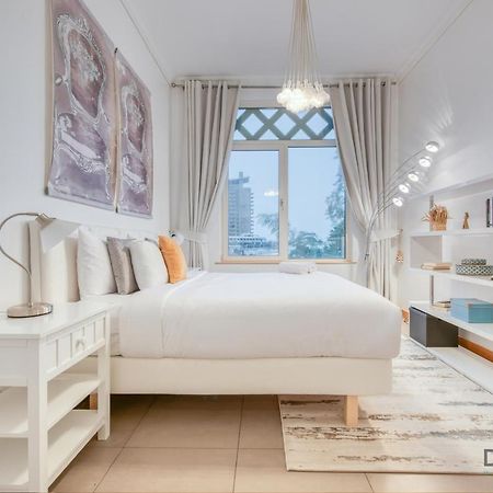 Lively 1 Bedroom At Al Nabat Shoreline 8 Palm Jumeirah By Deluxe Holiday Homes Dubai Exterior foto